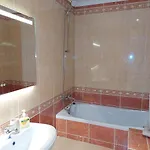 Encostaoasis Townhouse Estibeira
