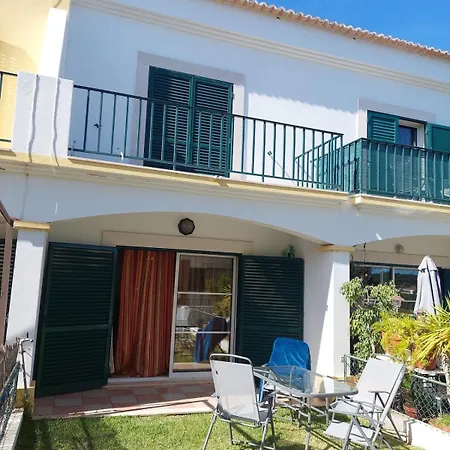 Encostaoasis Townhouse 別荘 Estibeira