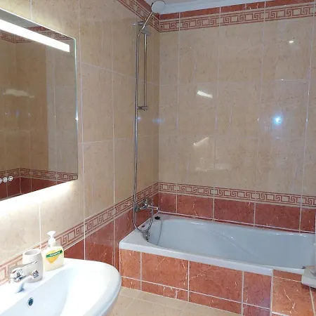 Encostaoasis Townhouse Estibeira