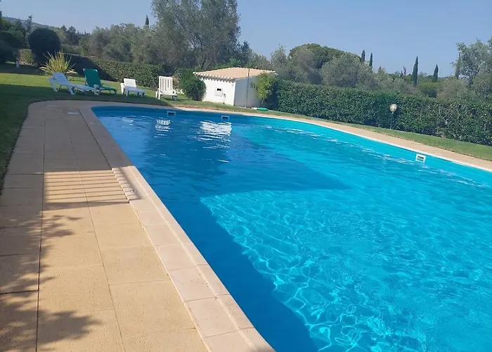 Feriehus Encostaoasis Townhouse Estibeira